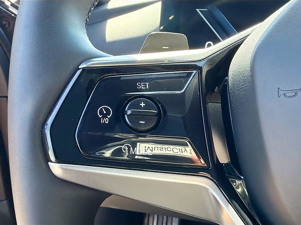 2025 BMW 540i xDrive