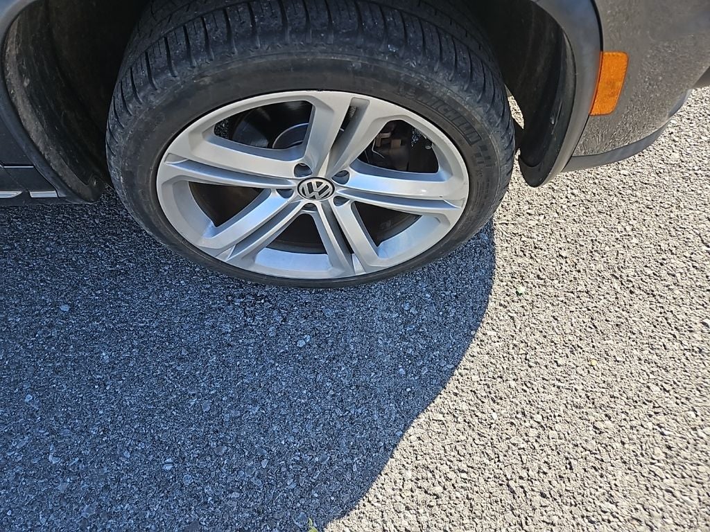 2016 Volkswagen Tiguan R-Line