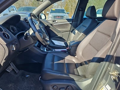 2016 Volkswagen Tiguan R-Line