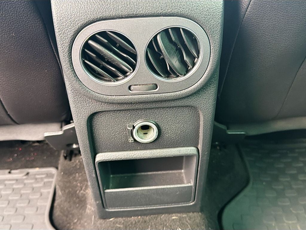 2016 Volkswagen Tiguan R-Line