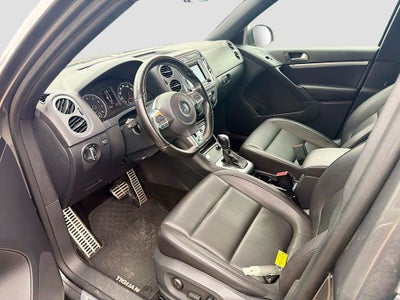 2016 Volkswagen Tiguan R-Line