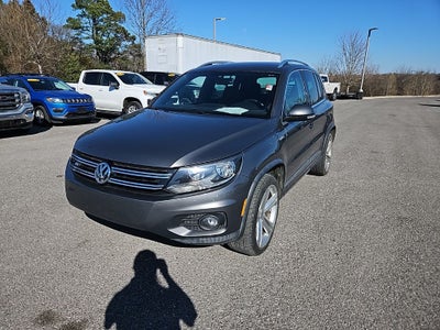2016 Volkswagen Tiguan R-Line