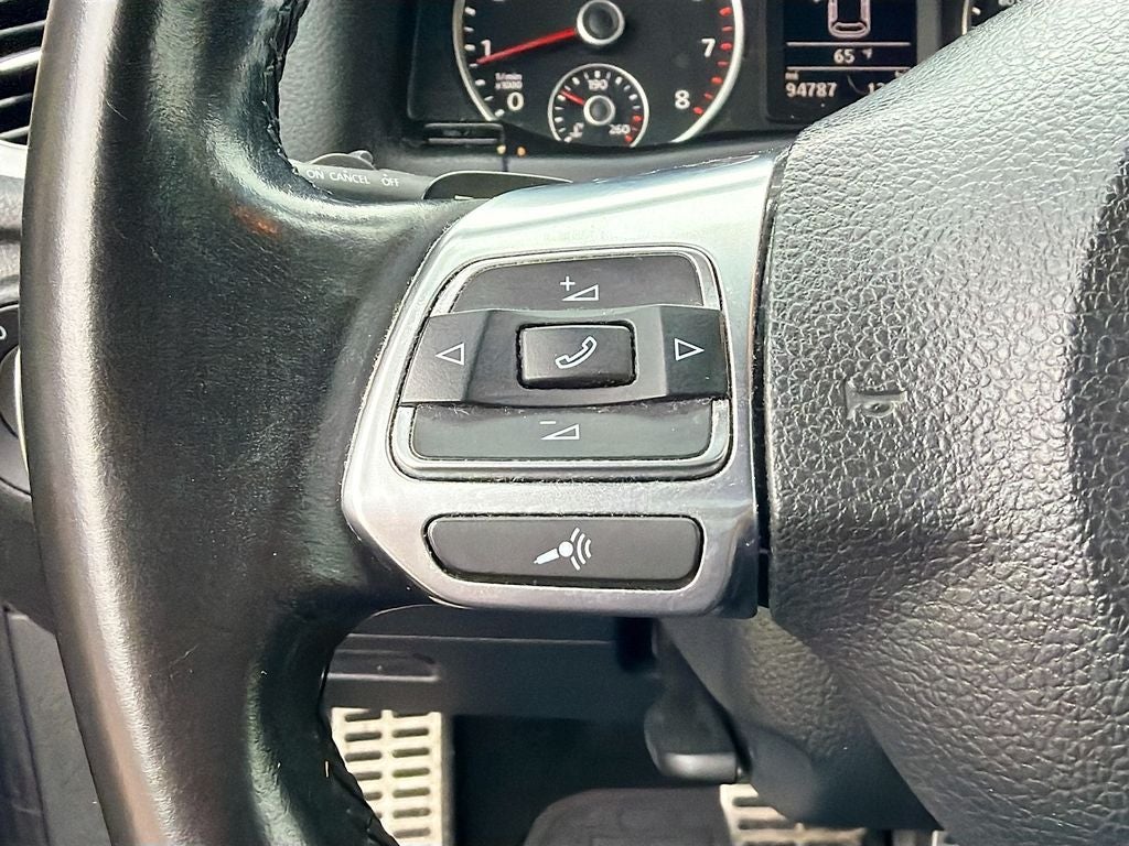 2016 Volkswagen Tiguan R-Line