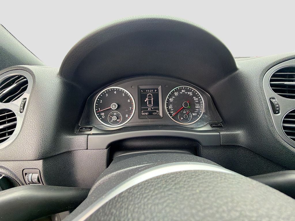 2016 Volkswagen Tiguan R-Line