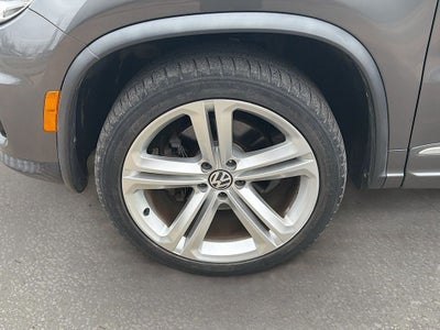 2016 Volkswagen Tiguan R-Line
