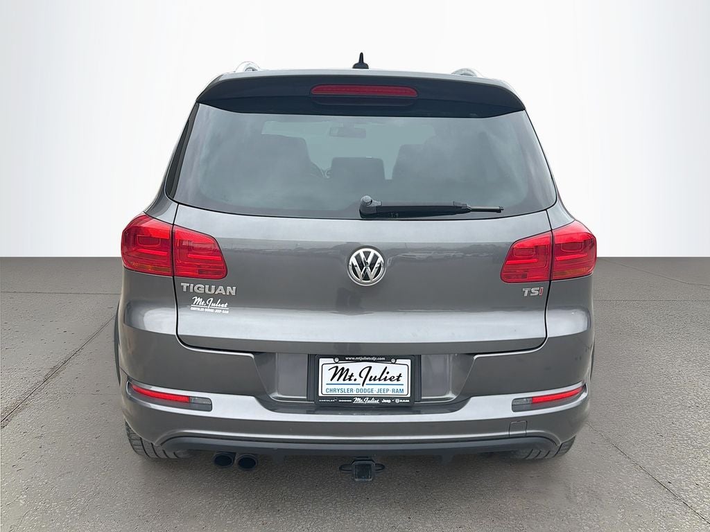 2016 Volkswagen Tiguan R-Line
