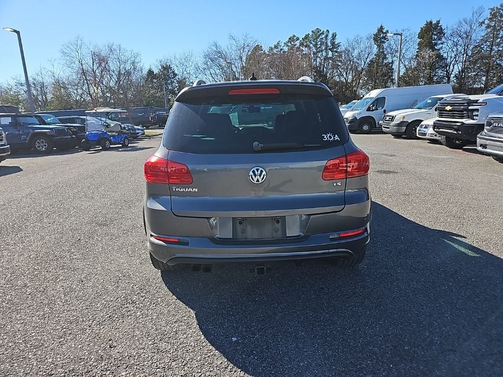 2016 Volkswagen Tiguan R-Line