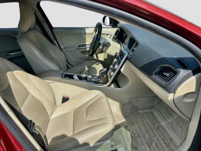 2016 Volvo S60 T5 Drive-E Premier