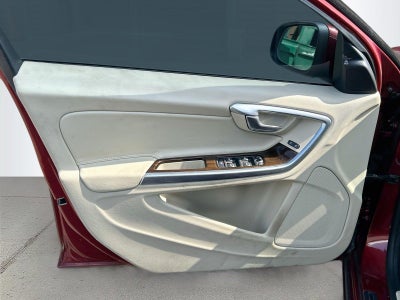 2016 Volvo S60 T5 Drive-E Premier