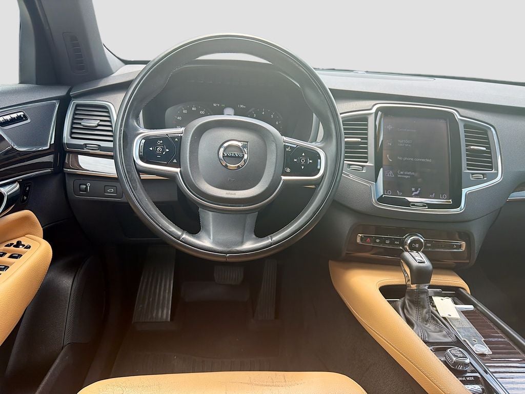 2019 Volvo XC90 T6 Momentum