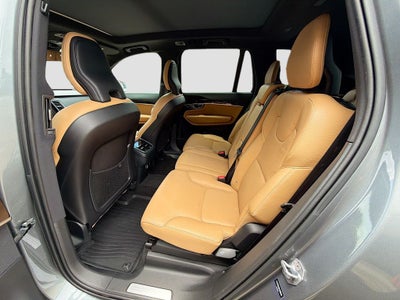 2019 Volvo XC90 T6 Momentum