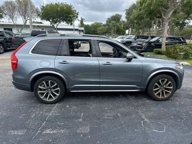2019 Volvo XC90 T6 Momentum