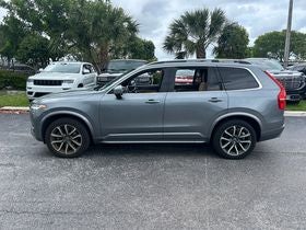 2019 Volvo XC90 T6 Momentum