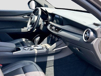 2022 Alfa Romeo Stelvio Ti AWD