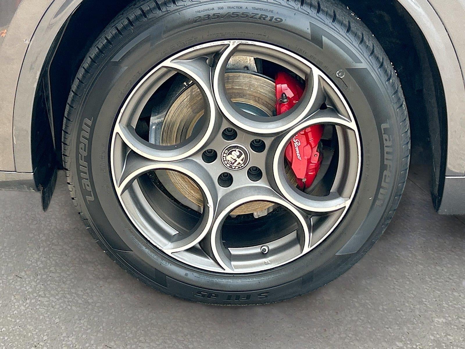 2022 Alfa Romeo Stelvio Ti AWD